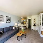 Myrtales Apartment *