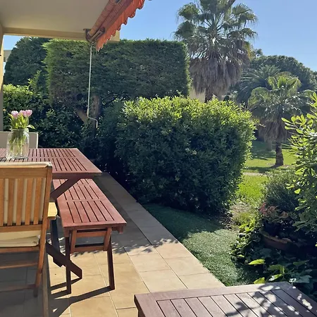 Апартаменти Myrtales *